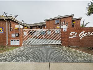 3 Bed Townhouse in South End