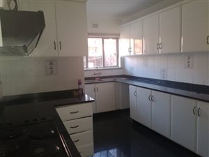 2 Bed Flat in Gandhis Hill