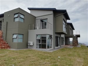 4 Bed House in Breakwater Bay Eco Estate