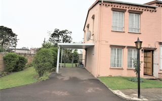 2 Bedroom Townhouse in Pinetown Central