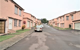 2 Bedroom Townhouse in Pinetown Central