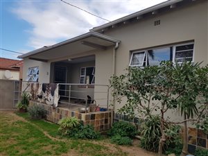 4 Bed House in Baysville