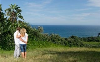 825 m² Land available in Blythedale Beach