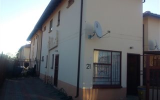 3 Bedroom Duplex in Booysens