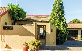 3 Bedroom Simplex in Fourways