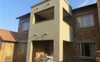 2 Bedroom Simplex in Eco Park