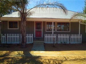 4 Bed House in Aurora