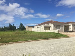 680 m² Land available in Groeneweide Park