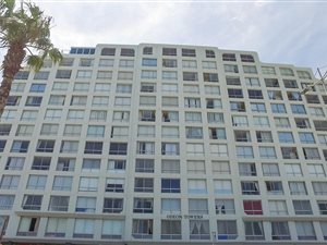2 Bed Apartment in Strand Central
