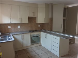 2 Bed Apartment in Montana Park
