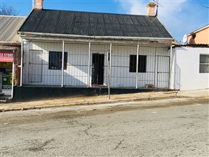 4 Bed House in North End