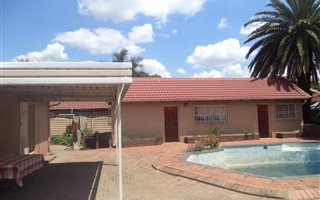 4 Bedroom House in Rynsoord