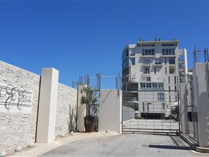 2 Bed Apartment in St Georges Park