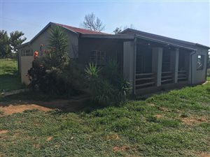 3 Bed House in Golf View
