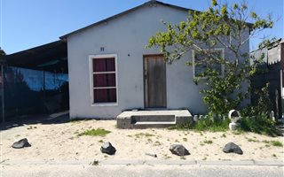 2 Bedroom House in Belhar