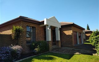 3 Bedroom House in Welgevonden Estate