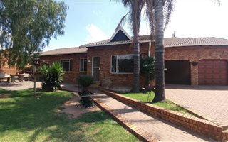 3 Bedroom House in Highveld Park