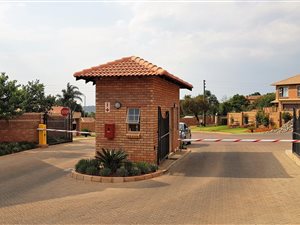 2 Bed Townhouse in Olympus AH