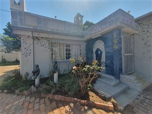 5 Bed House in Colbyn