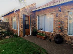 3 Bed Cluster in Noordheuwel