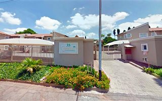 2 Bedroom Apartment in Sunnyridge