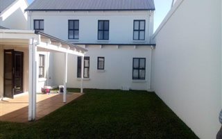 3 Bedroom Townhouse in Hilton