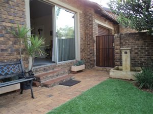 2 Bed Simplex in Weltevreden Park