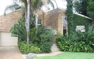 4 Bedroom House in Wilkoppies