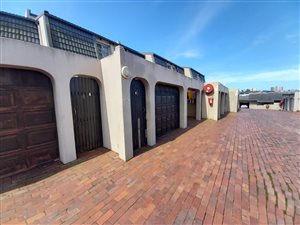 2 Bed Townhouse in Mayville