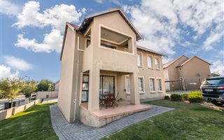 3 Bedroom Apartment in Louwlardia