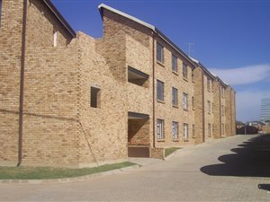 1 Bed Townhouse in Honeydew