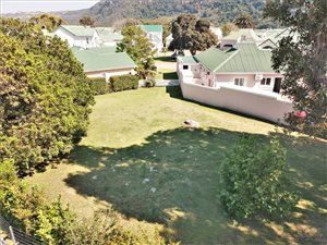 477 m² Land available in River Club