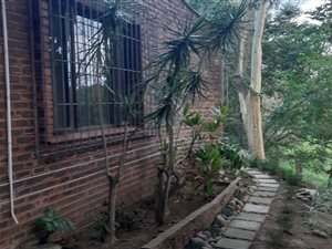 3 Bed Townhouse in Amanzimtoti