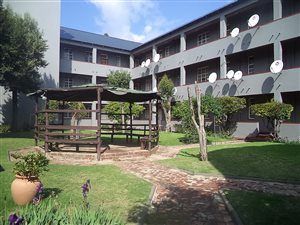 2 Bed Apartment in Benoni Central