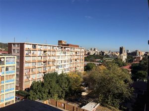 2 Bed Apartment in Sunnyside