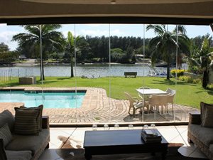 5 Bed House in Meerensee