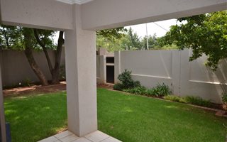 1 Bedroom Apartment in Bryanston