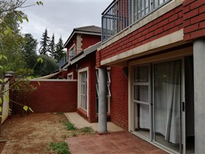 2 Bed Townhouse in Rhodesdene