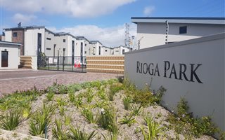 2 Bedroom Apartment in Brackenfell Central
