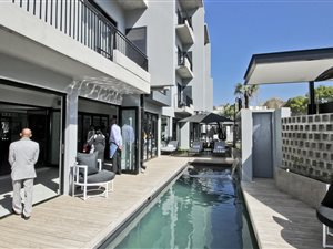 1 Bed Apartment in Melrose North