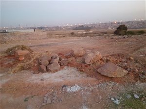 375 m² Land available in Roodekop