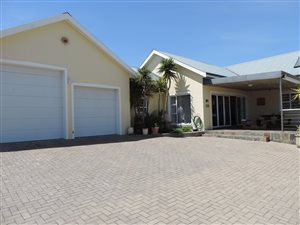 4 Bed House in Myburgh Park
