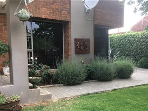3 Bed House in Van Der Hoff Park