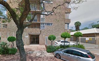 2 Bedroom Flat in Sunnyside