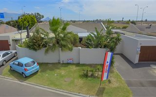 2 Bedroom House in Edgemead