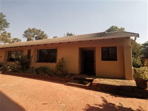 1 Bed Garden Cottage in Strubens Valley