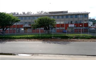 600 m² Office Space in Jacobs