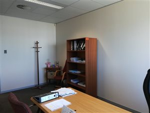Commercial space in Baileys Muckleneuk