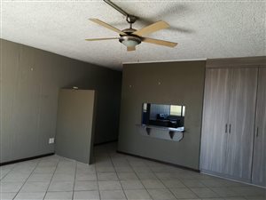 2 Bed Apartment in Kilner Park