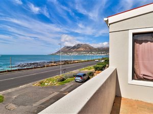 4 Bed House in Glencairn